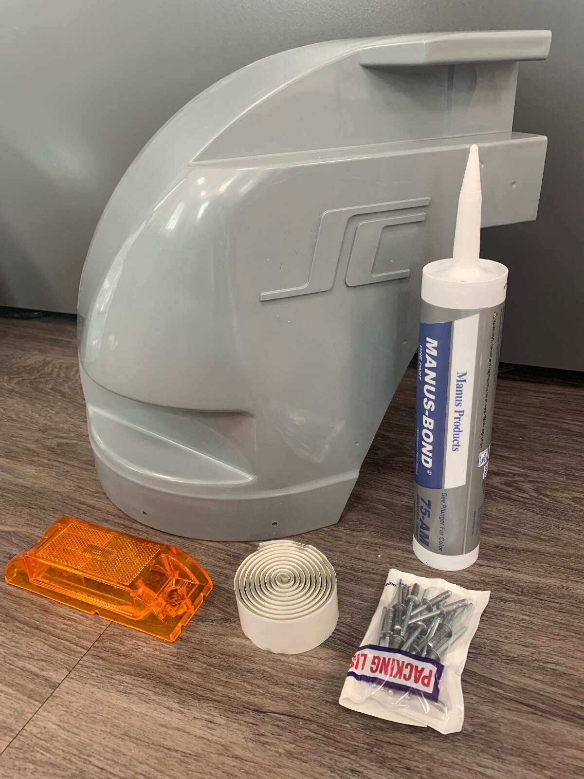 Supreme 116405 Corner Cap OEM Roadside + rivets, adhesive, caulk and LED LIGHT