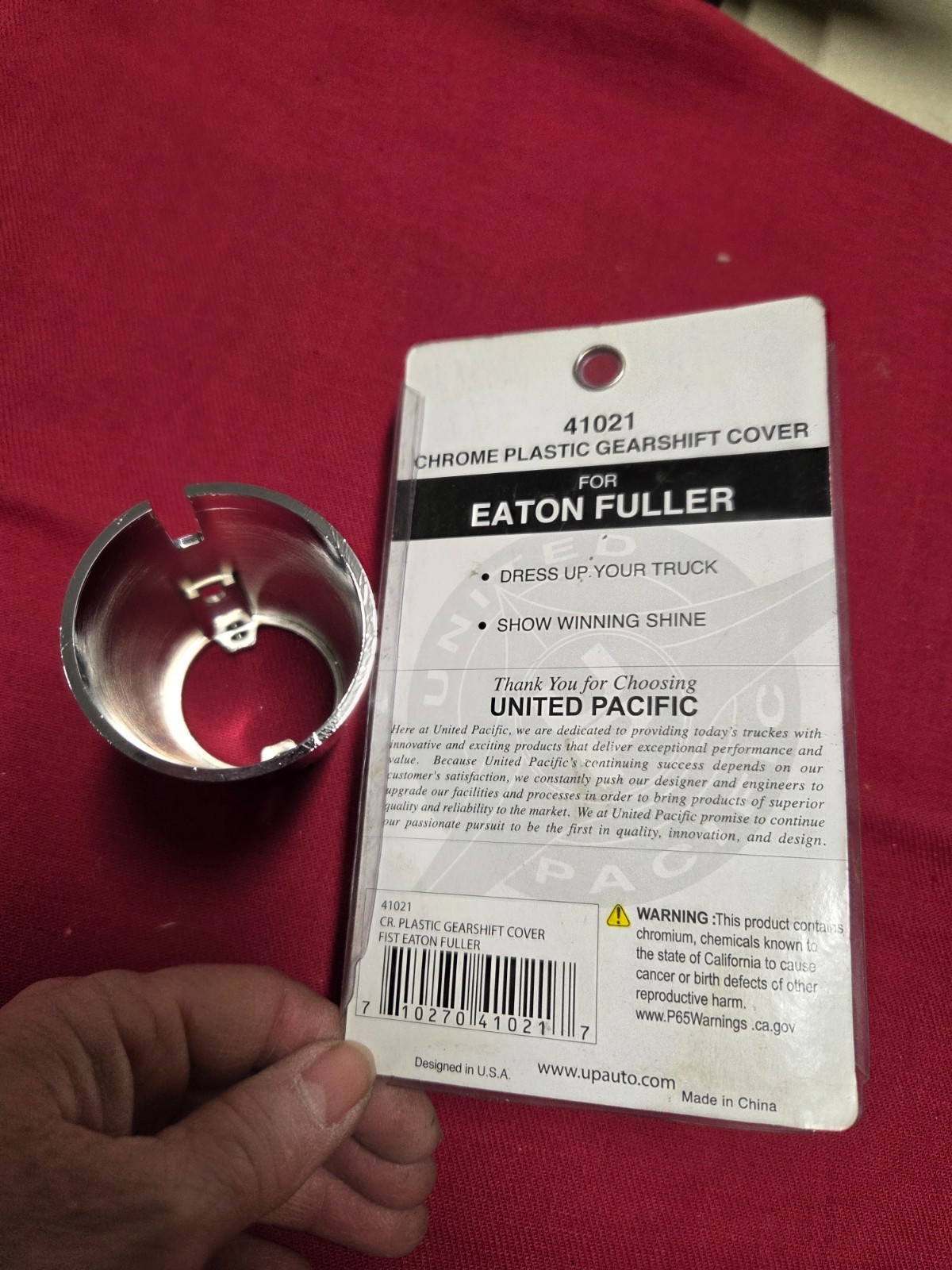 UNITED PACIFIC CHROME PLASTC EATON FULLER GEARSHAFT COVER # 41021