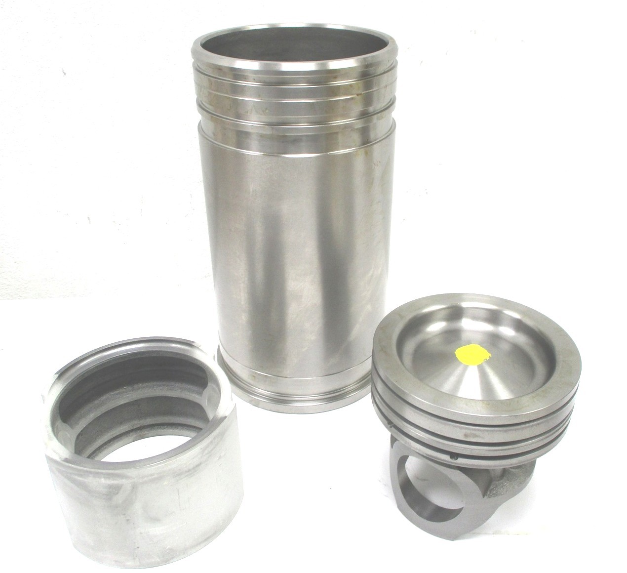 FP-23532558 NEW FP DIESEL DETROIT DIESEL SERIES 60 CYLINDER KIT 2.50MM TOP RING
