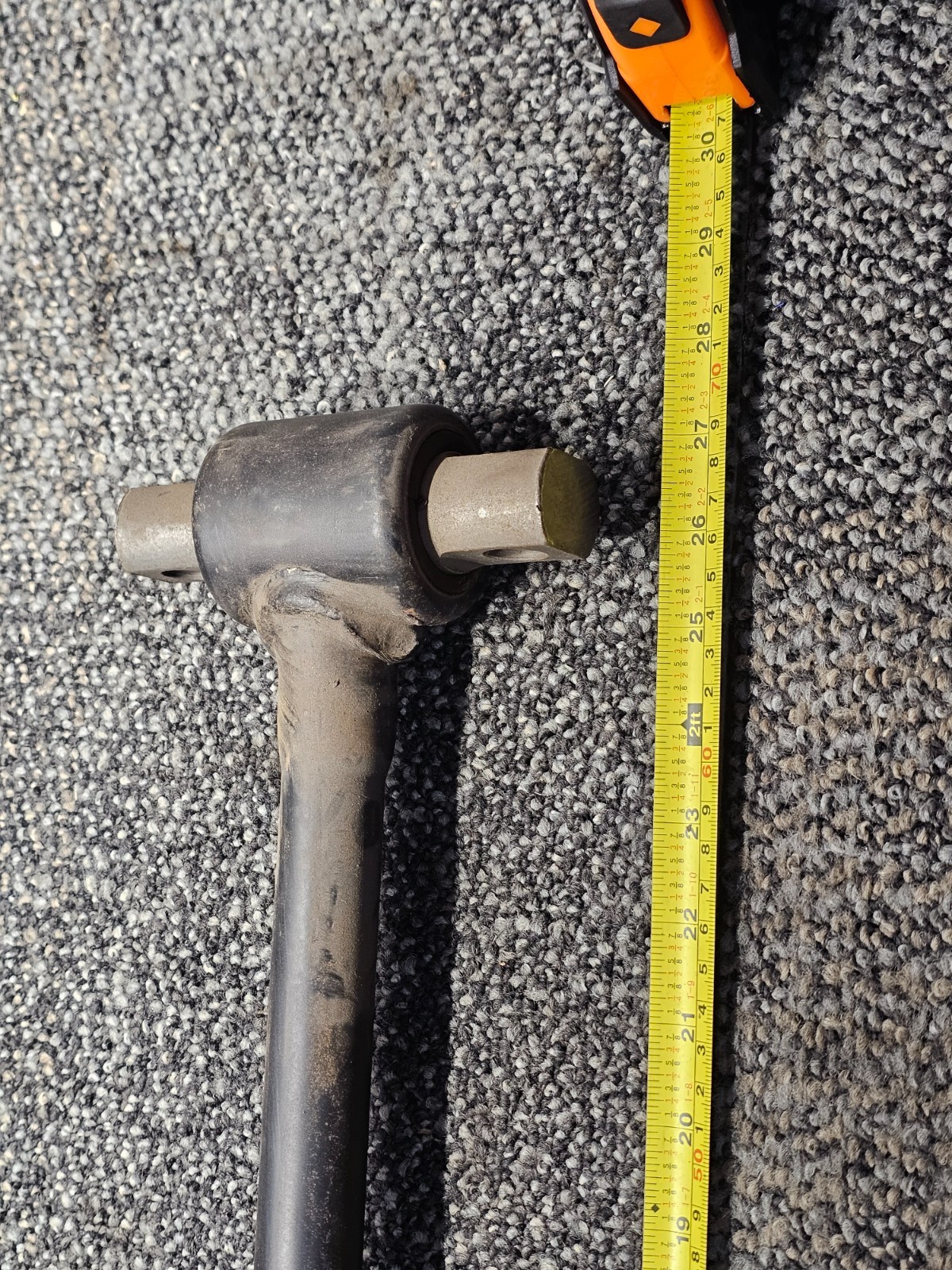 DAYTON PARTS 345-904 Axle Torque Rod 25-3/8″ Length, for Navistar /International