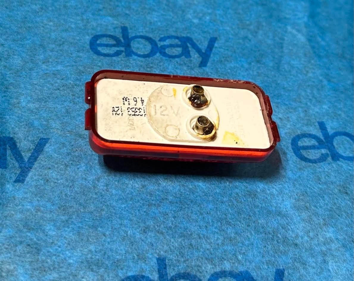 15200R Genuine Truck-Lite Red Rectangular Red Marker Light (2 Count) OEM-New