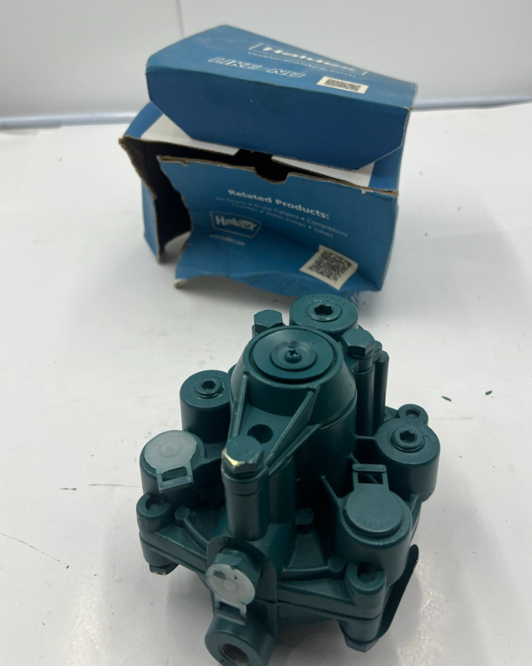 Haldex 281865X Emergency Relay Valve Supply 1 @ 3/8″ , 1 @ 3/4″ Heavy Duty