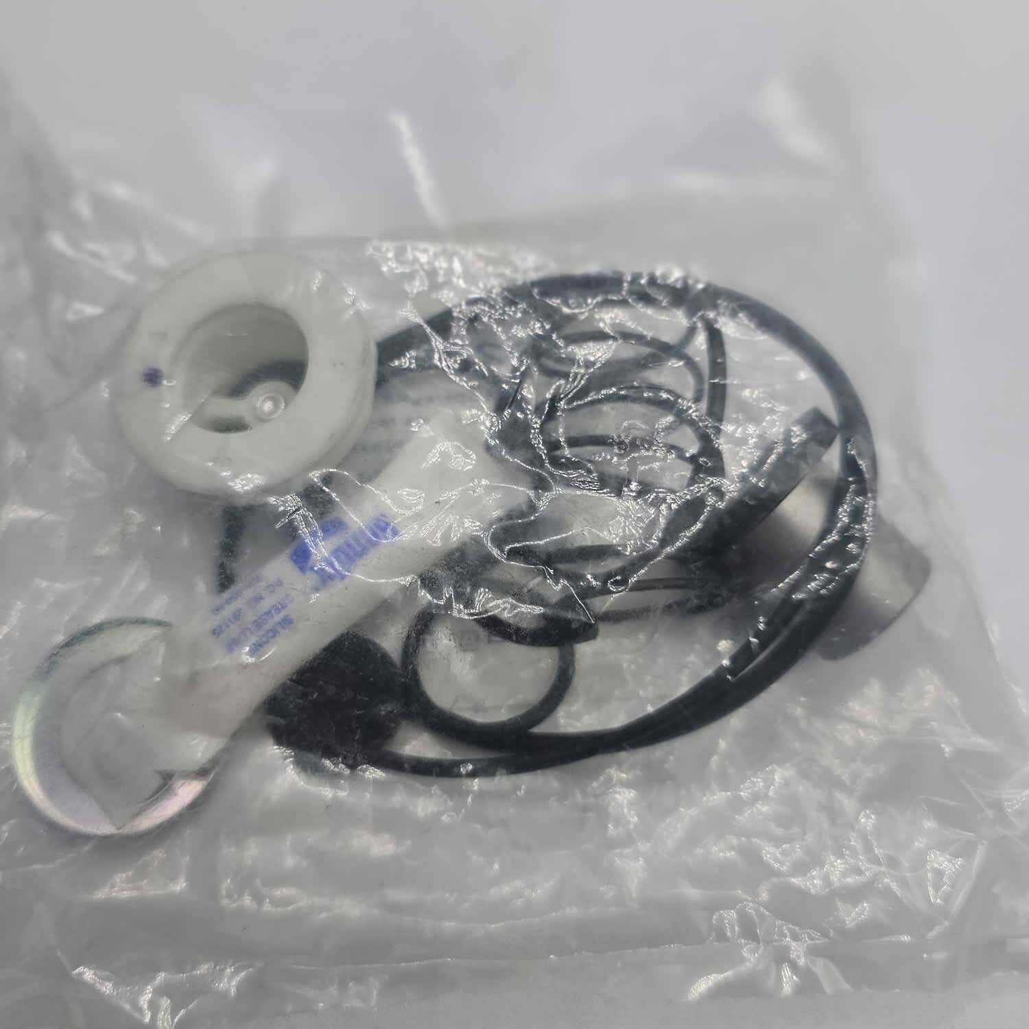 102802N, 1676687C91 R12 R14 Bendix Relay Valve Repair Kit OEM NEW