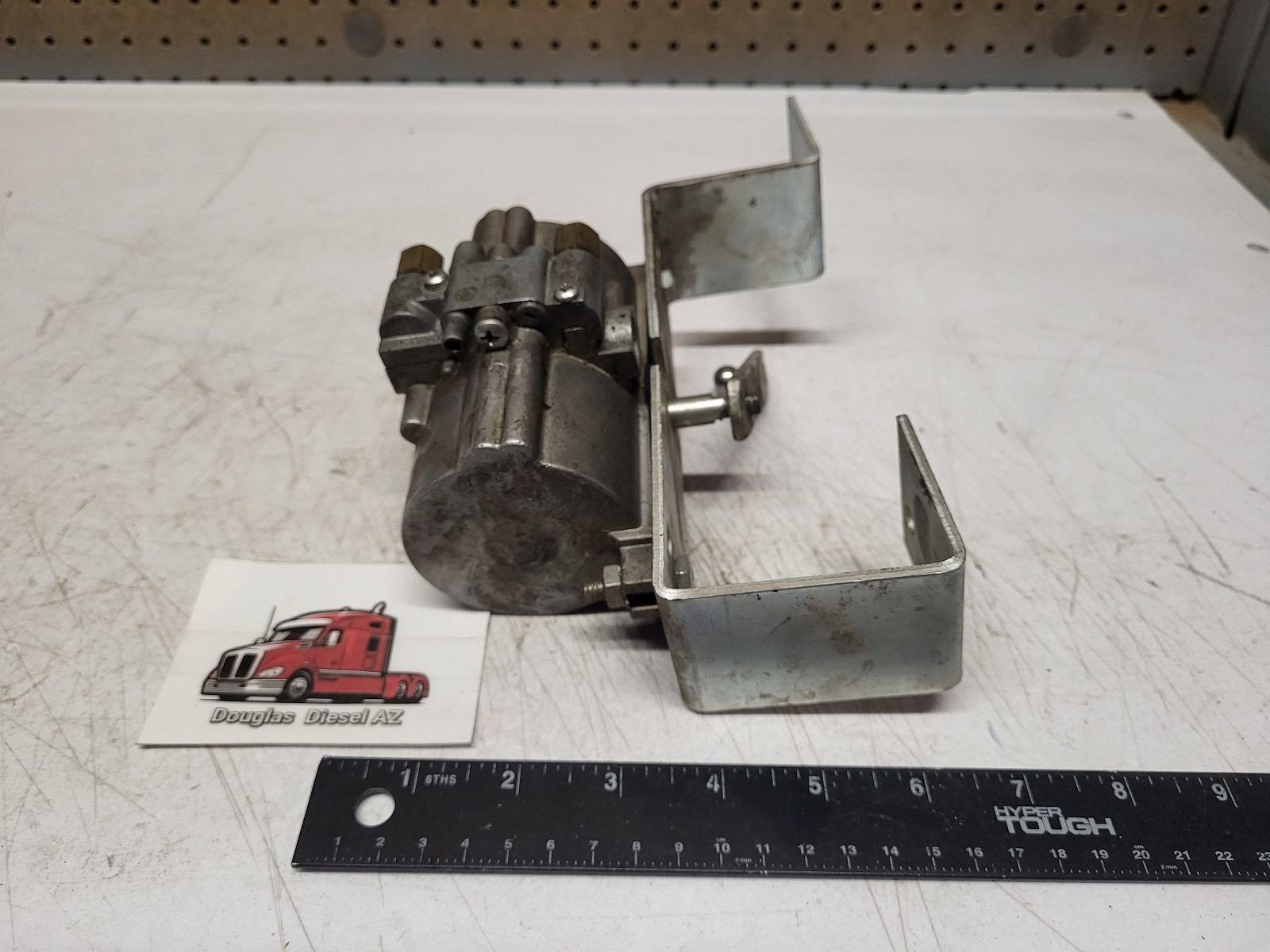 NOS – Vintage HP 100 Sprague Air Pressure Windshield Wiper Motor GS-2282 GS2282