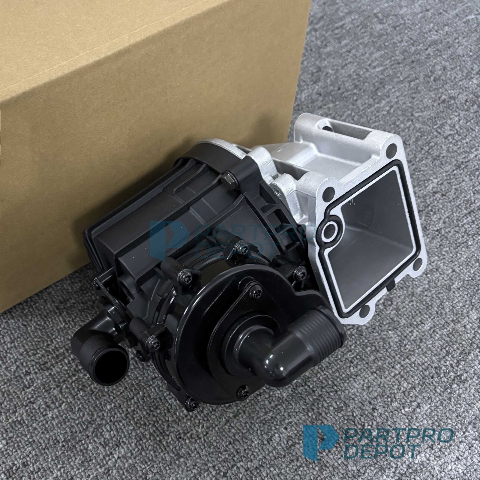 New Oil Crankcase Ventilation Separator Fit For 21122541 20499419 Volvo D13 MP8
