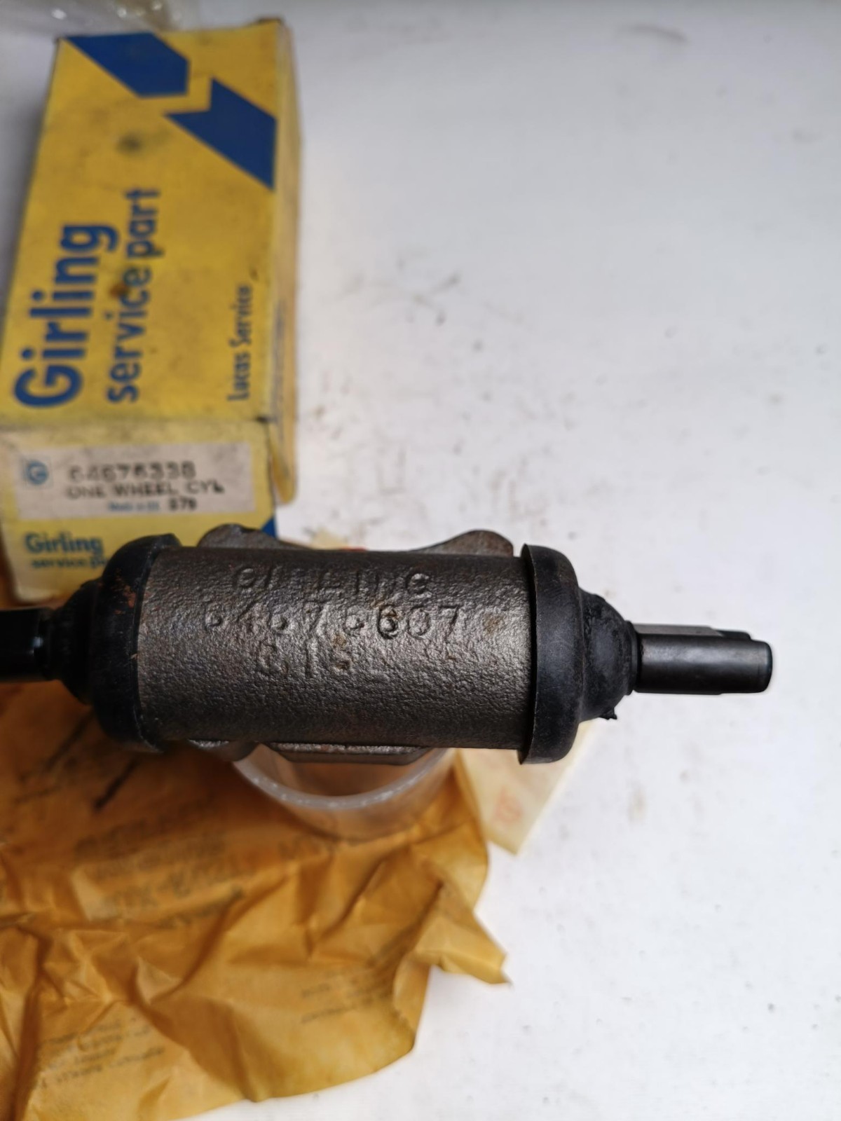 Girling rear brake cylinder 64676338 Bedford K Redline Terrier Ford D200 1965-