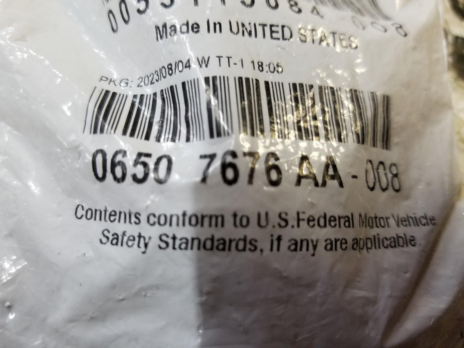 bag of 8 bolts – mopar hex nut and washer 06507676AA