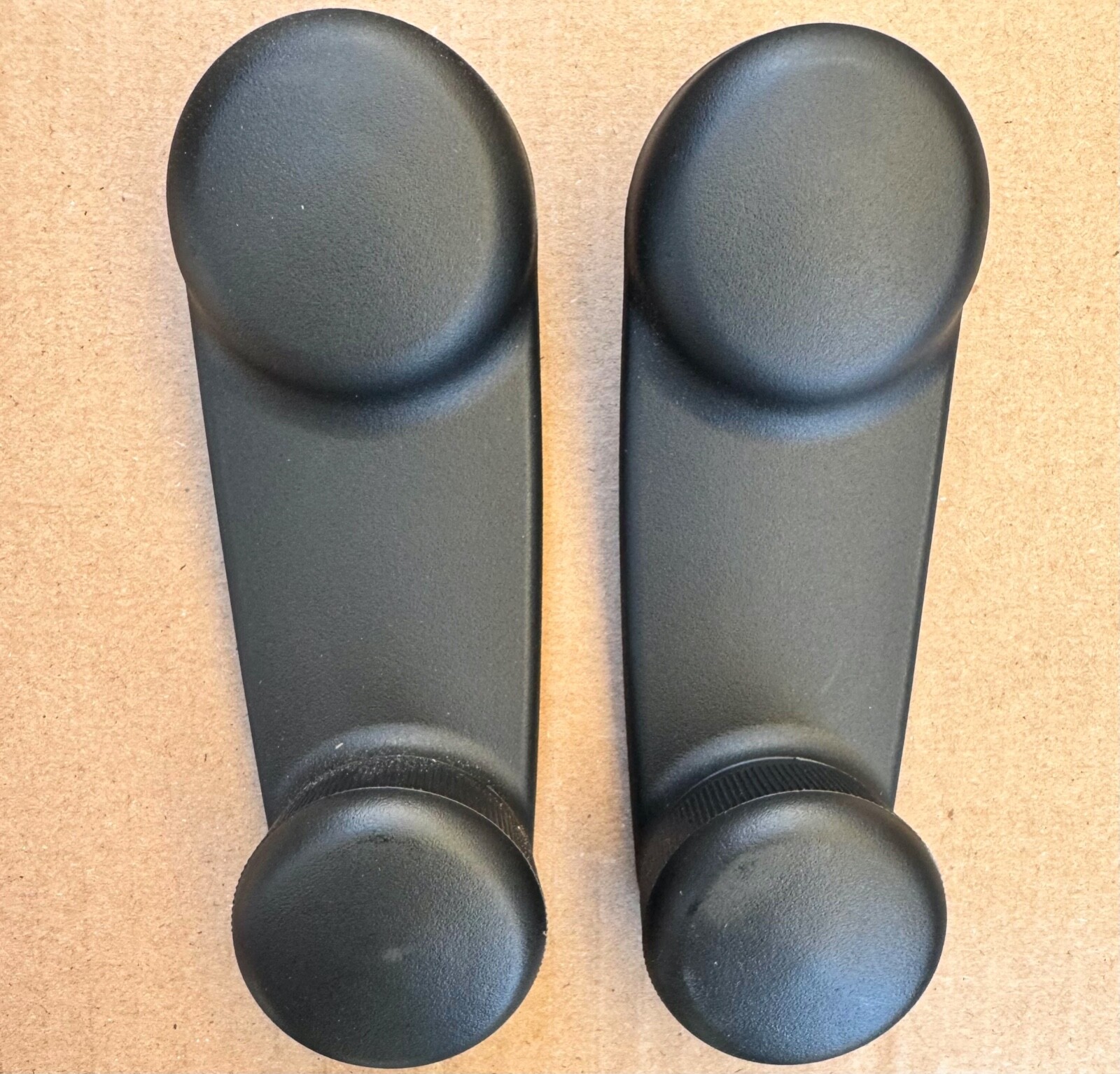 Lot of 2 Window Regulator Handle Left, Right Replacement FW80TX7 Mopar
