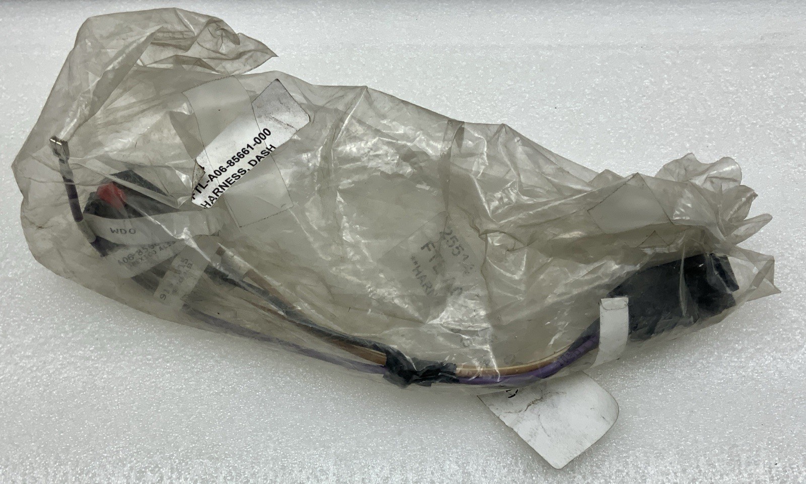 FREIGHTLINER – HARNESS – Dash, Door, Window Jumper (NEW) P/N : A06-85661-000