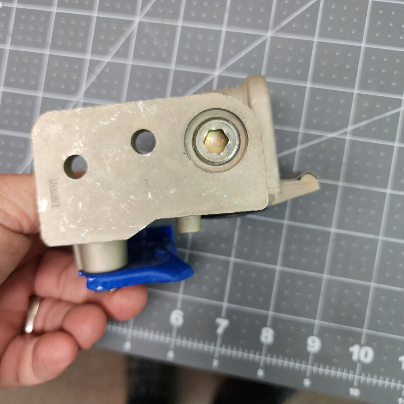 Haldex Midland Sloan Blue Angle Mount Hose Coupler (Gladhands)[B1S3]