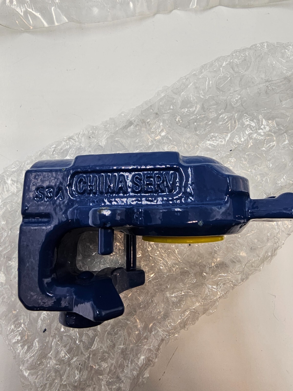 Tectran 107PCBZFX Service Gladhand Cast Iron Blue Powder Coated w/ Poly Seal