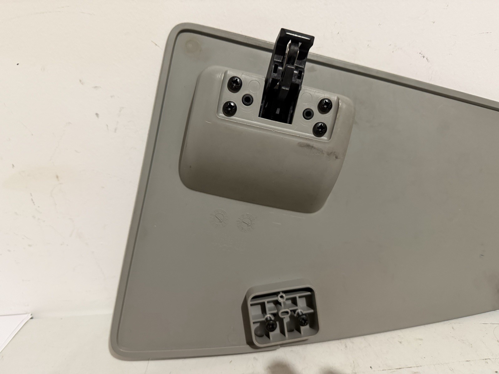 KENWORTH T680 FRONT LEFT UPPER STORAGE CABINET DOOR COVER GRAY OEM S60-1331-000