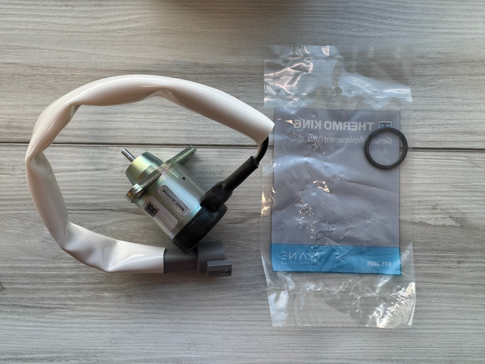 Thermo King Kit Fuel Solenoid W/O Ring 401900