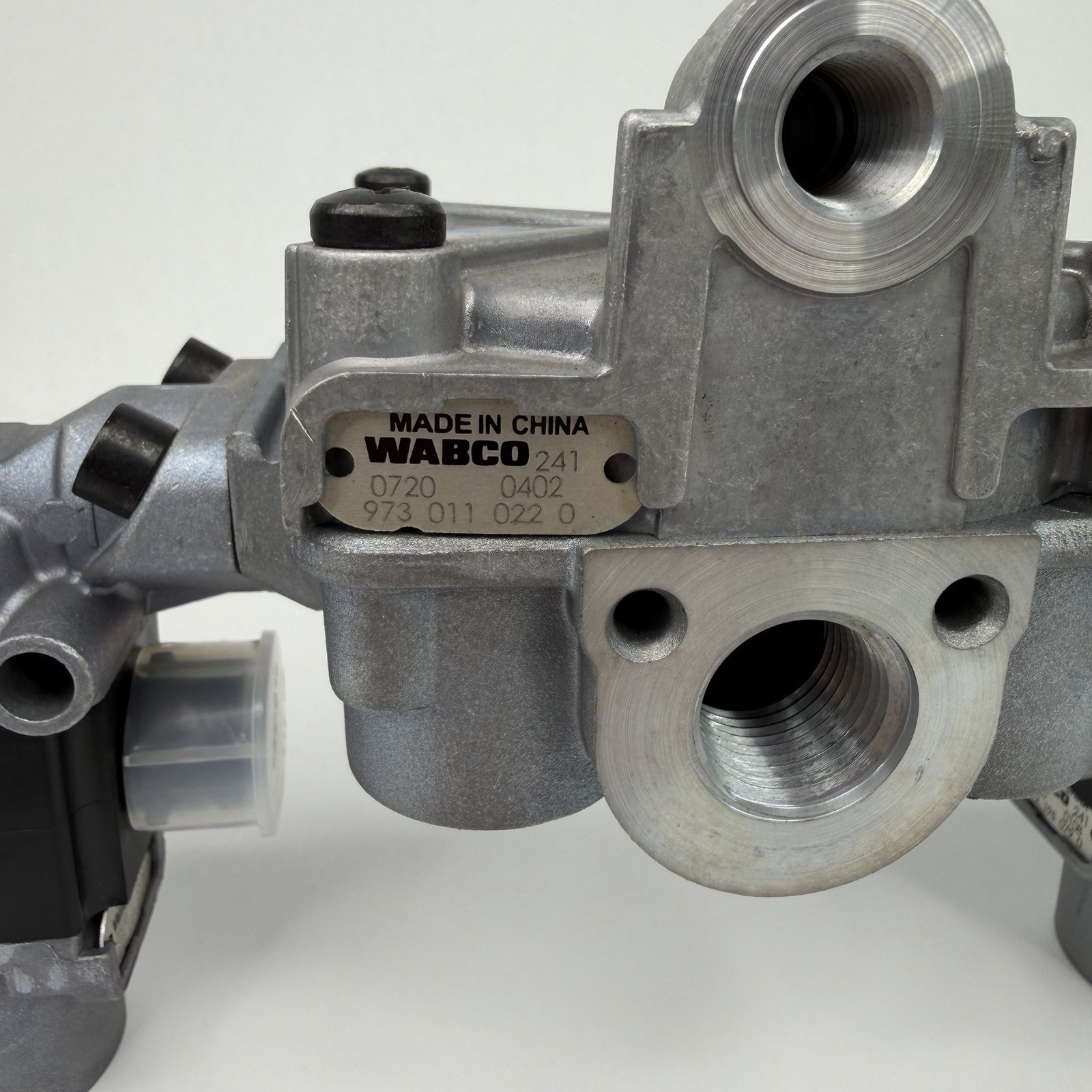 4725001270, ABS Tractor Relay Valve Axle Package for Wabco 20484819 – NEW