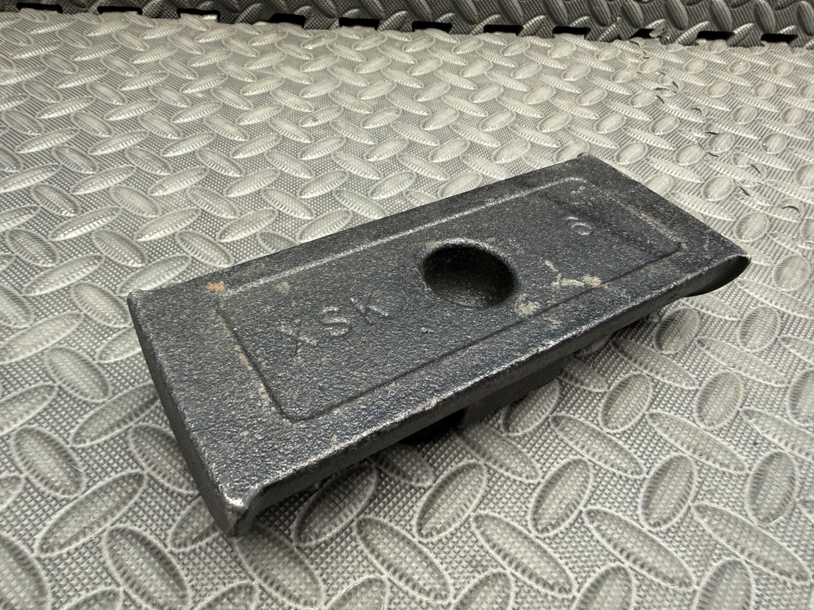 Tuthill 08677-01 Cast Iron Suspension Retainer Spring Top Plate