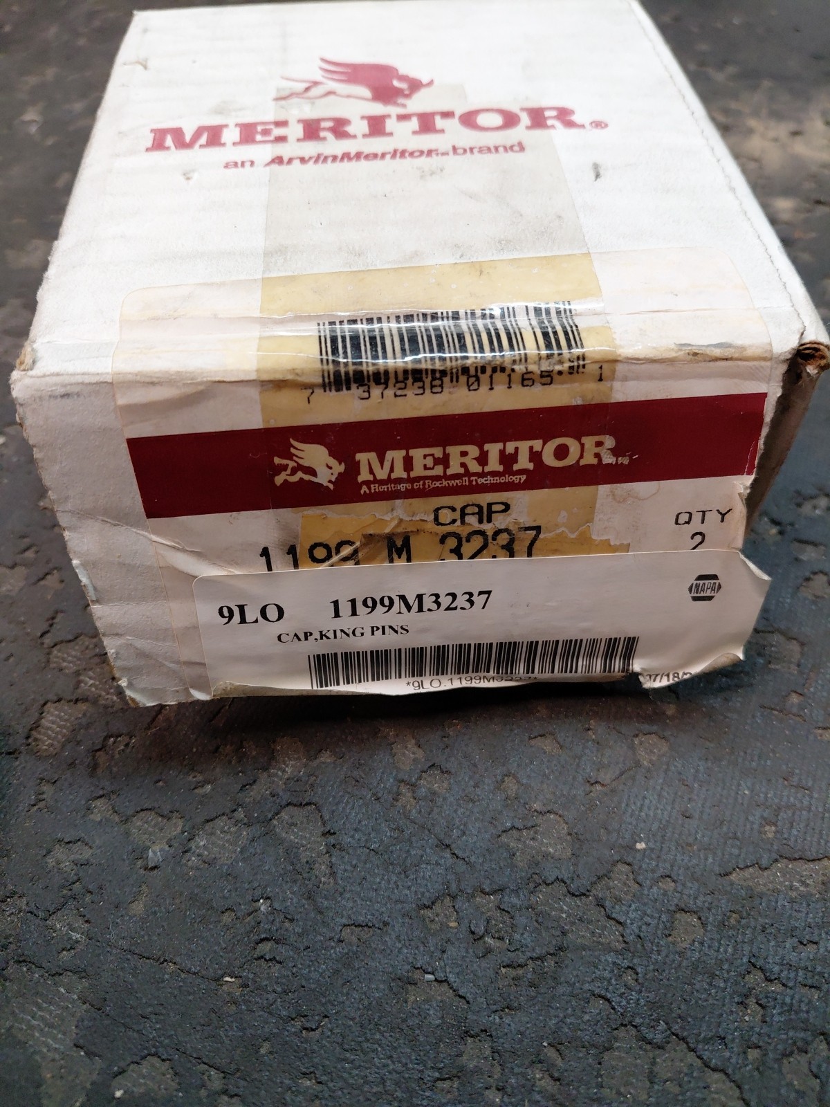 Meritor 1199 M 3237 cap King Pin Set