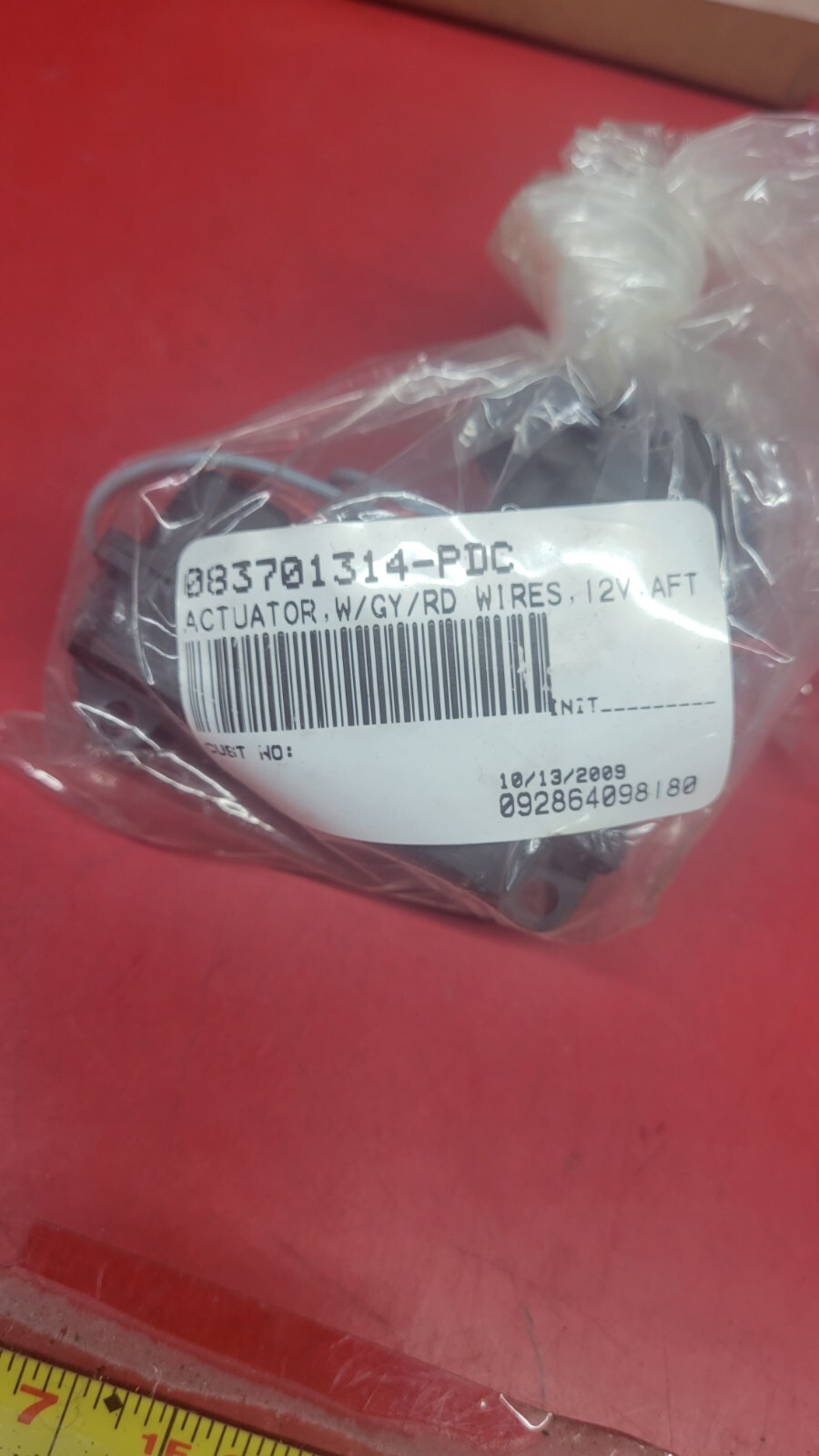 3092045 GENUINE VOLVO OEM ACTUATOR WITH GREY/RED WIRES NOS