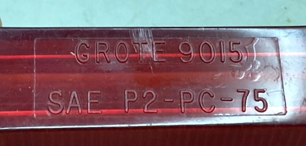 Grote 9015 Red Clearance Marker Light Lens New Genuine