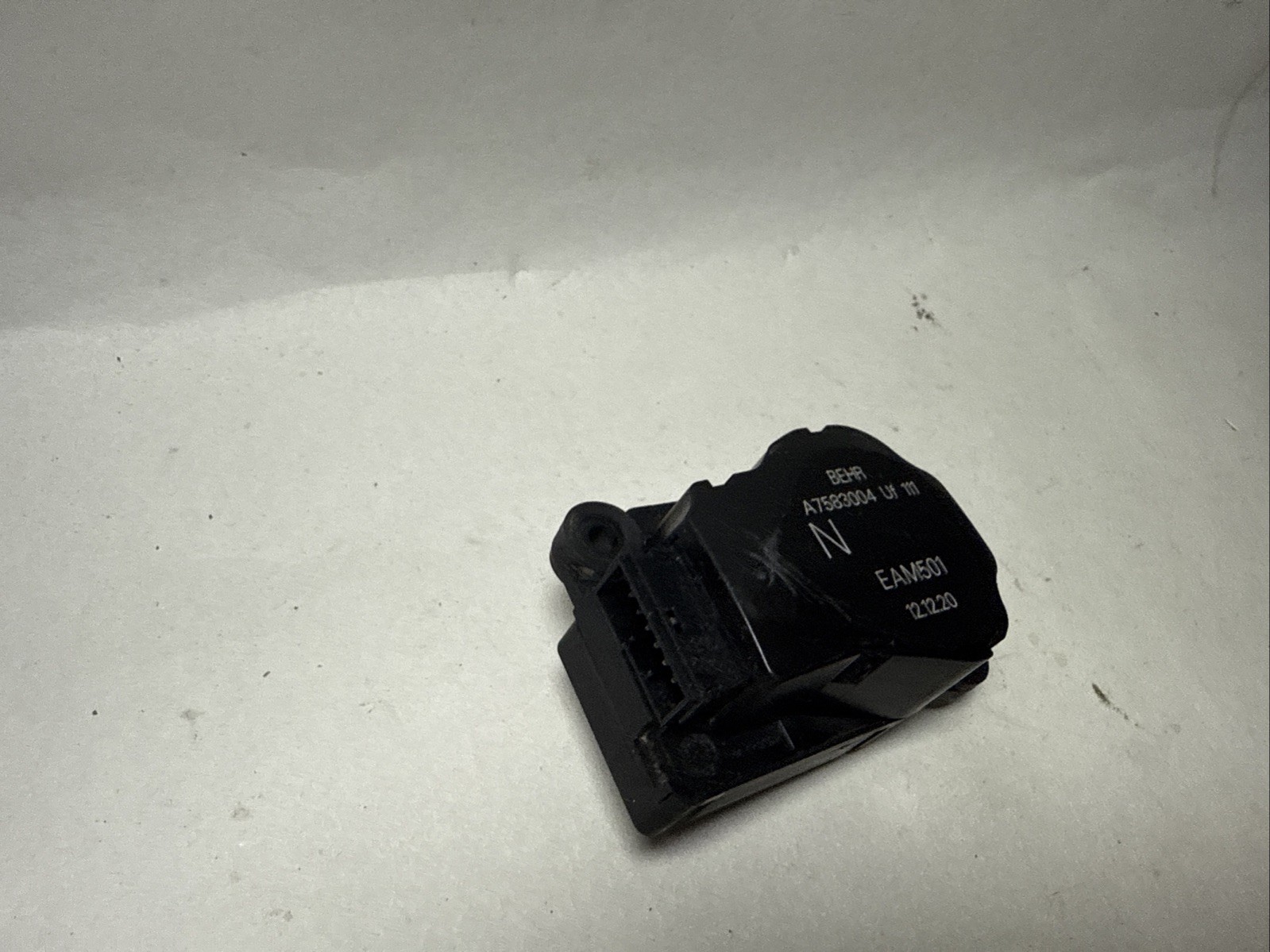 Behr-Thomson A7583004 Air Door Actuator