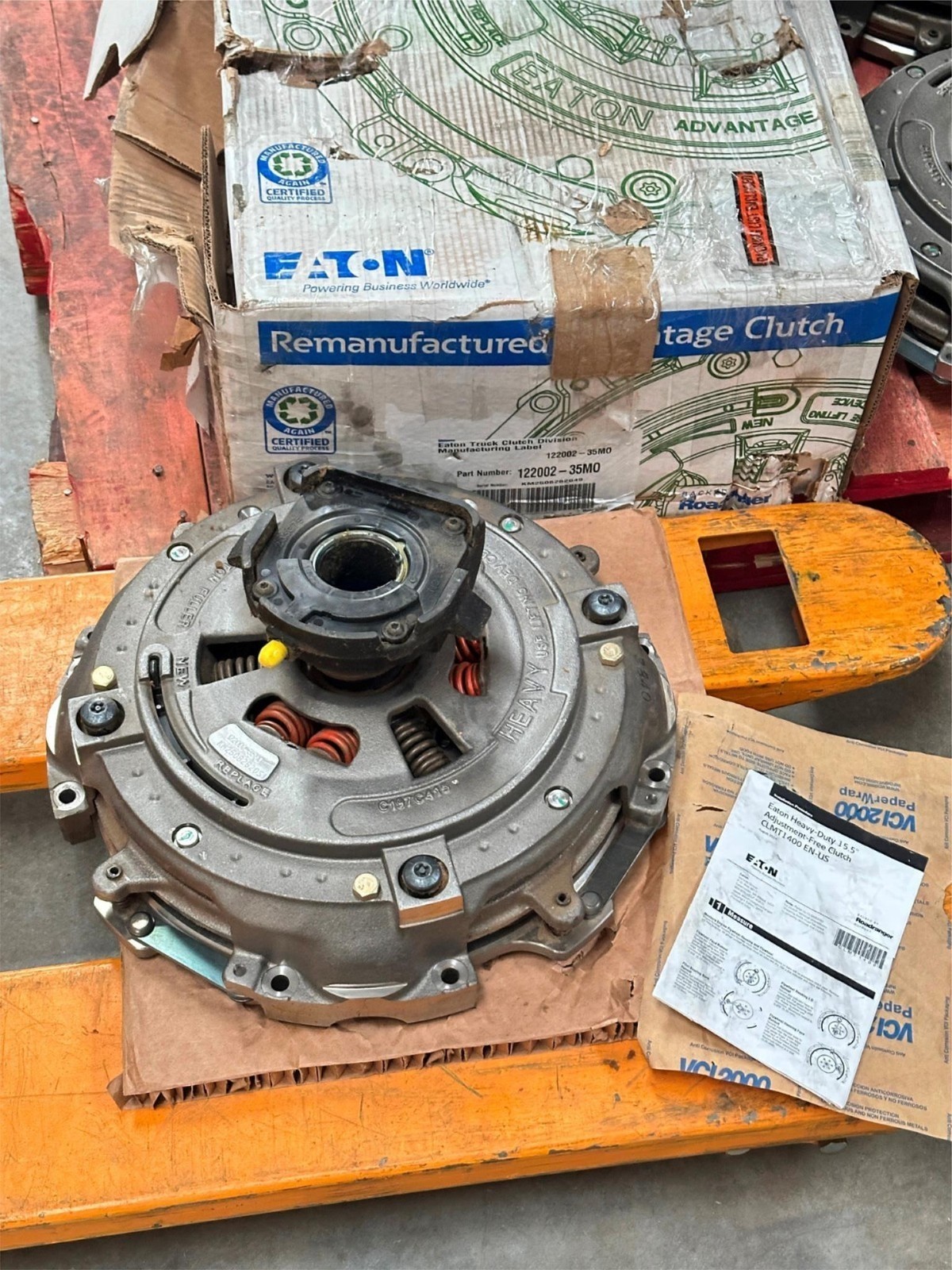 Genuine OEM Eaton 122002-35MO ECA Truck Clutch 15-1/2″ Ultrashift