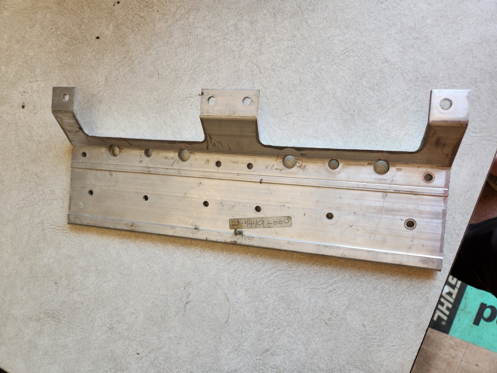 Freightliner 22-44401-000 Support, Side, Deck Plank 2 Tread