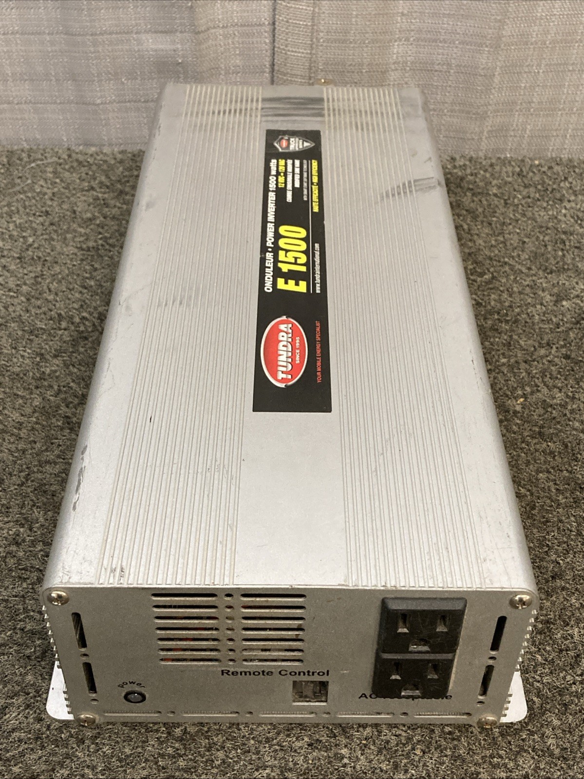 Tundra E-1500-12 power inverter Modified Sine Wave, Terminal Blocks, 1,500 W