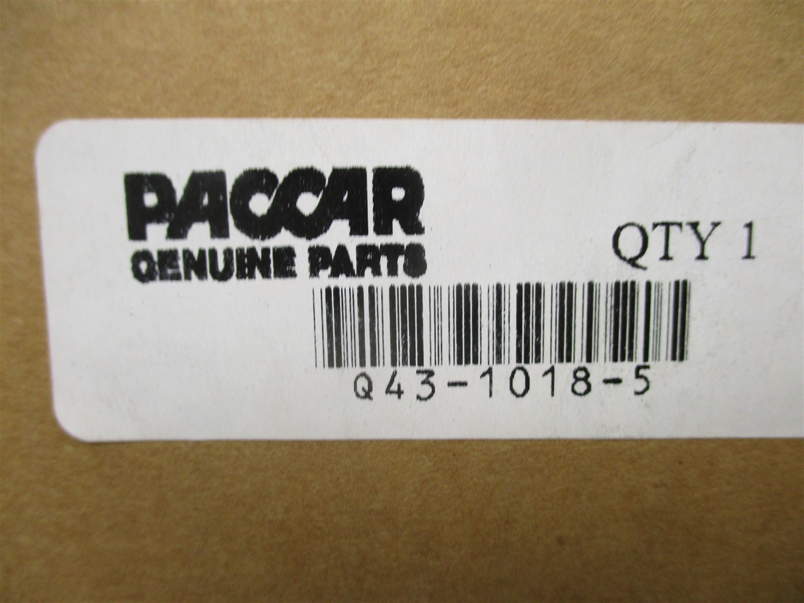 Q43-1018-5 NEW PACCAR ELECTRIC TACHOMETER + HOURMETER GAUGE 3″ KENWORTH