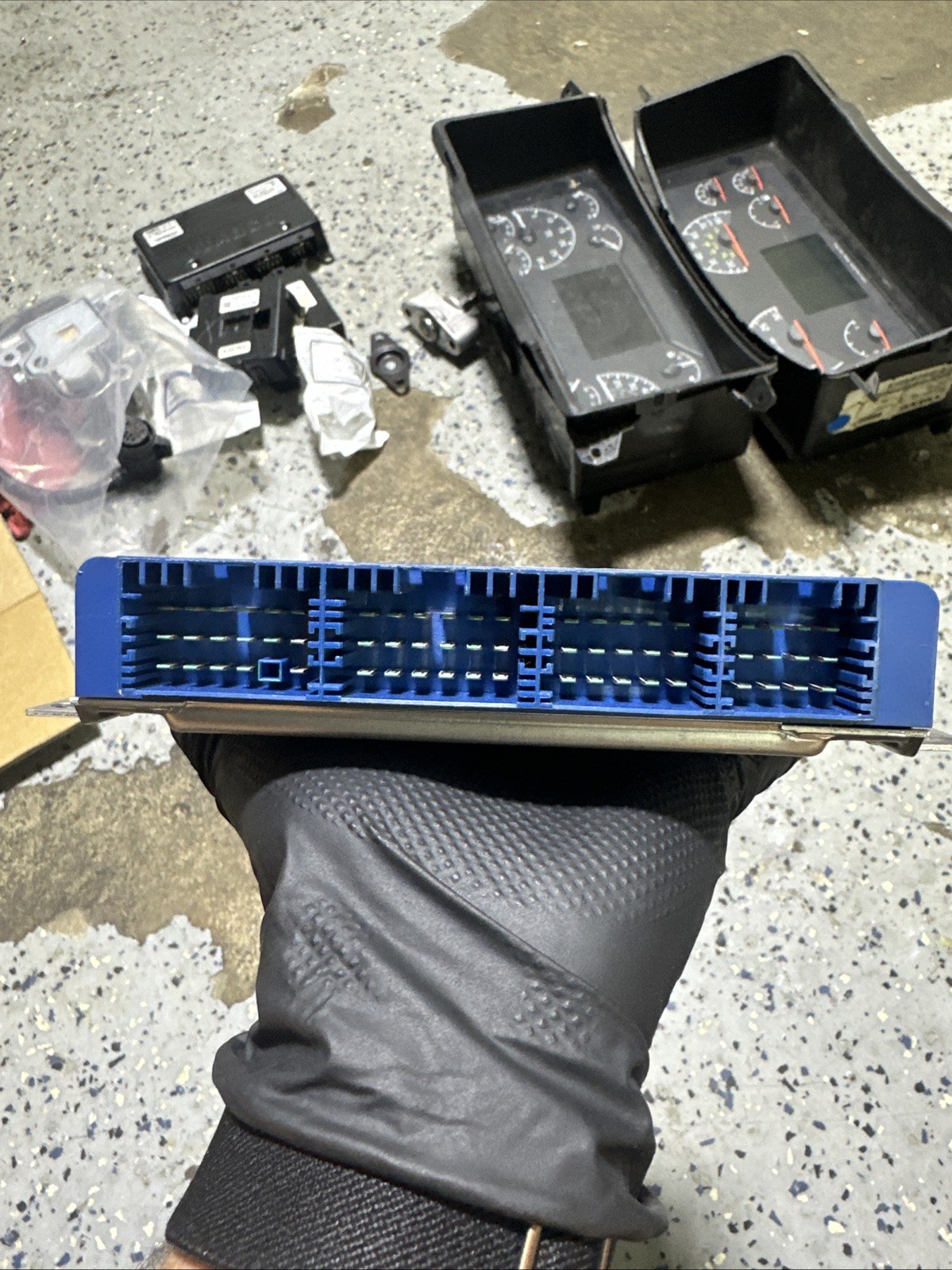 Bendix K105303R000 EC80ESP+ ABS/ATC Brake Module 10R-046793
