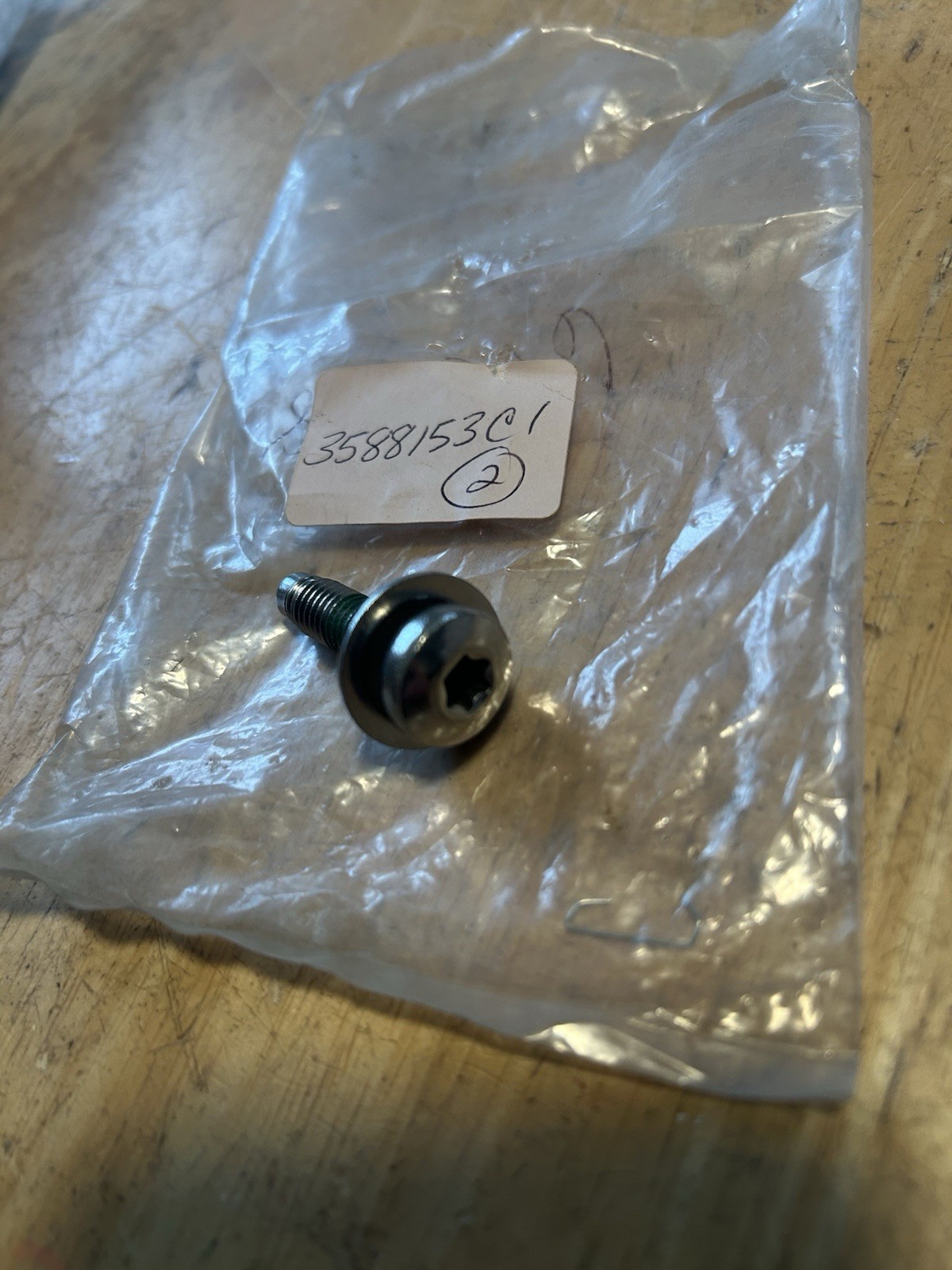 NAVISTAR BOLT SEMS ALL M8-1.25 X30 T-40 3588153C1