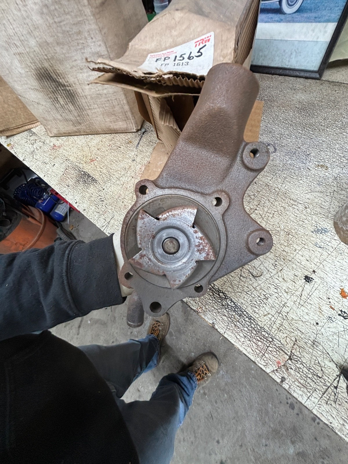 TRW FP1565 NEW WATER PUMP 9W. AMC JEEP 258