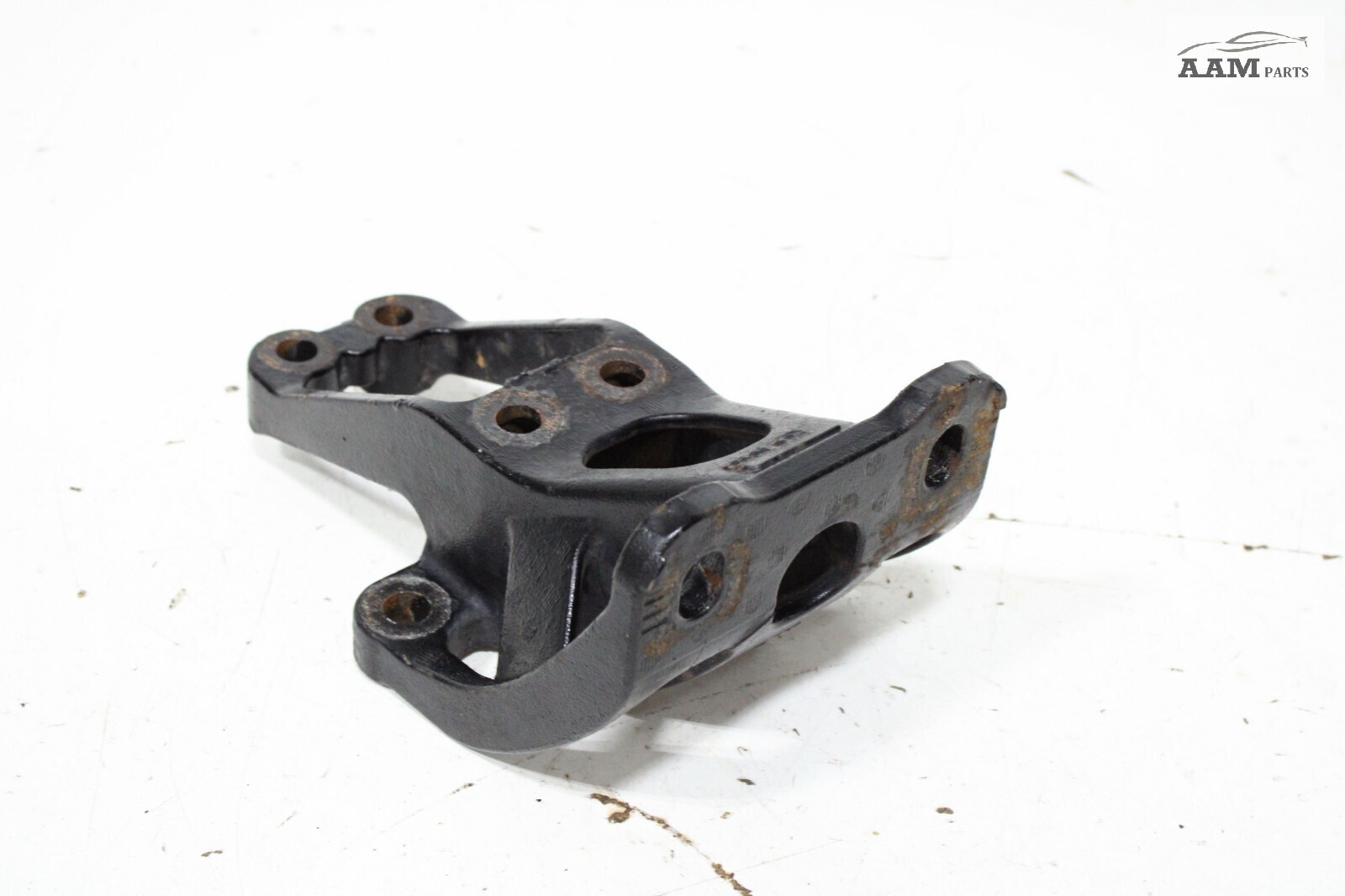 2018-24 FREIGHTLINER CASCADIA FRONT RIGHT CAB MOUNT BRACKET R18-67961-000 OEM