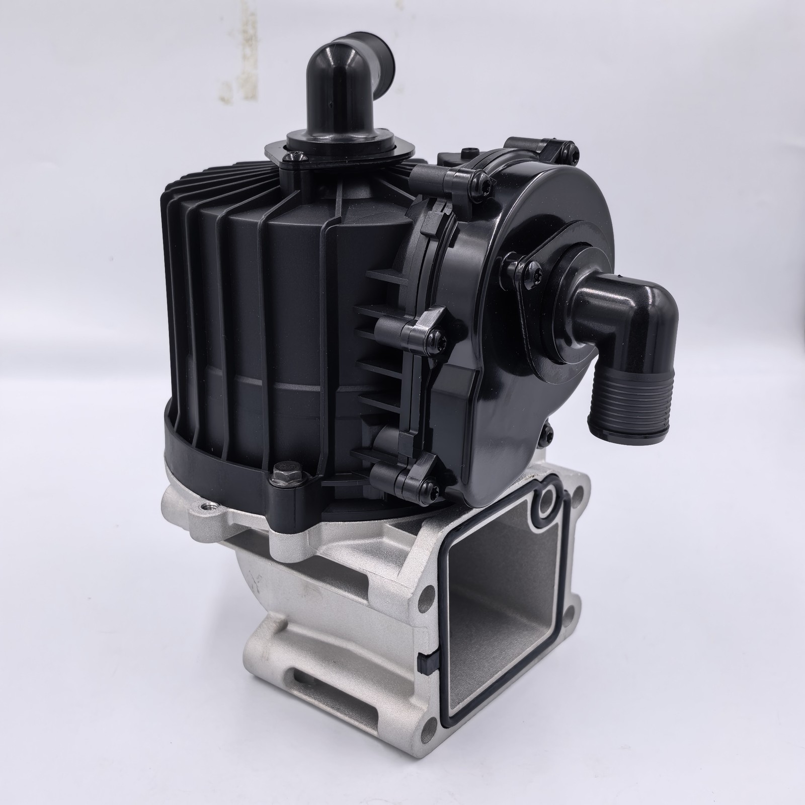 21122539 Oil Separator for Volvo Mack D13 MP8 engine 2008-2014 #21475228