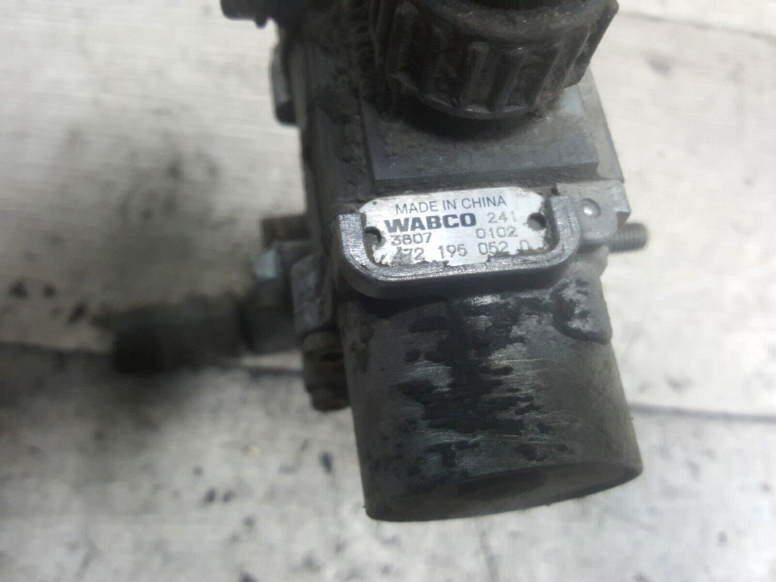 WABCO ABS SOLENOID /MODULAR VALVE 4721950520