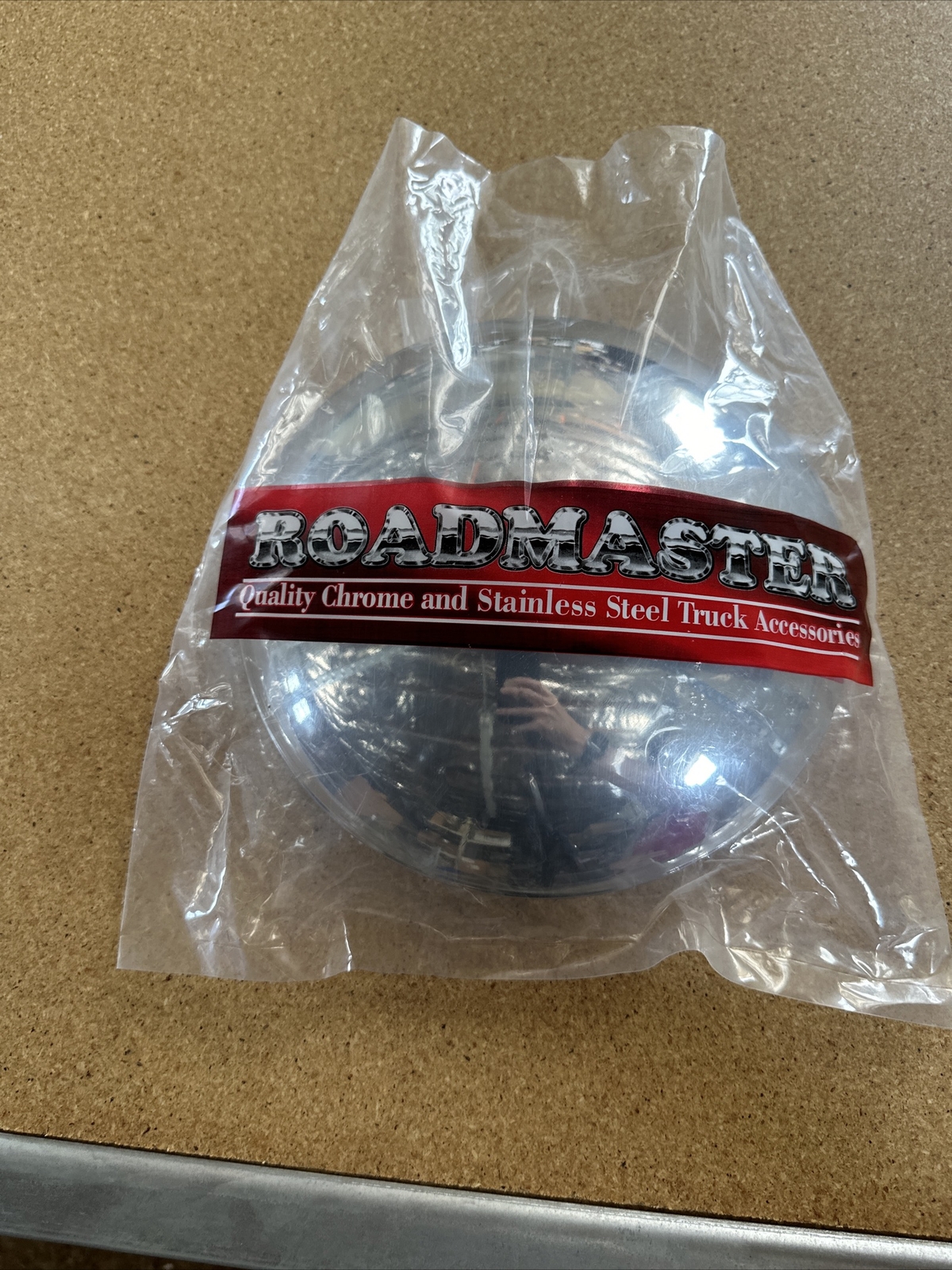 ROADMASTER CHROME FRONT HUB CAP 205