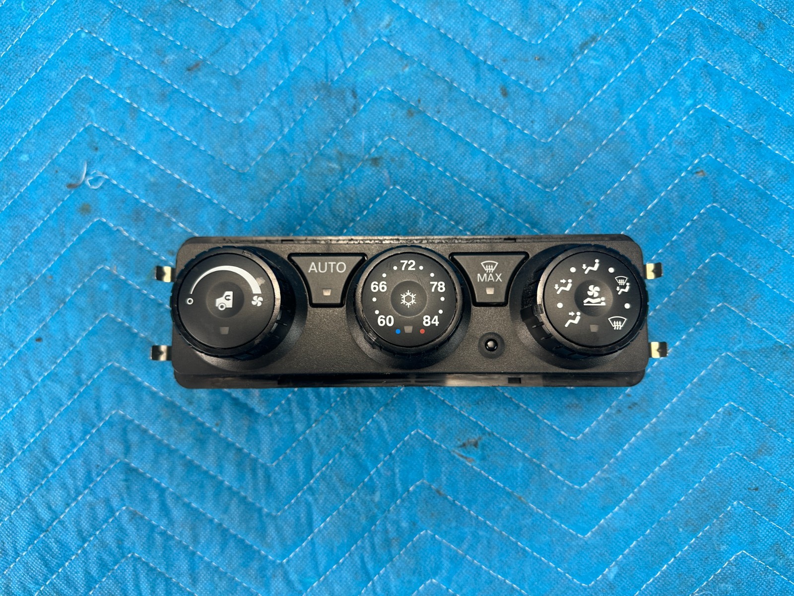 Kenworth T680 Paccar Mahle HVAC Temperature Control Switch 2023 OEM