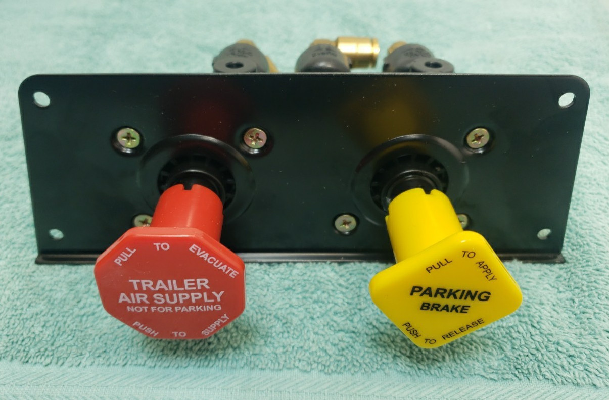 MV-3 Dash Air Brake Control Valve Bendix Freightliner BW5013293 Volvo 80163 L21