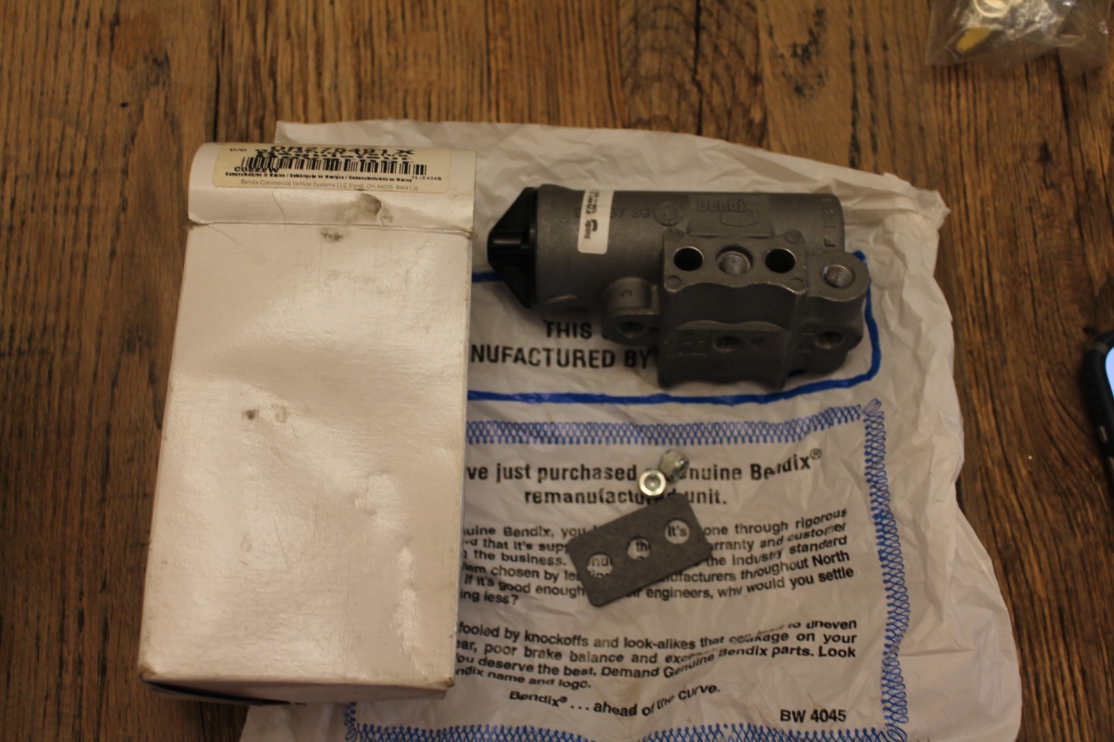 BENDIX REMAN CORELESS D-2 GOVERNOR VALVE – OR275491X