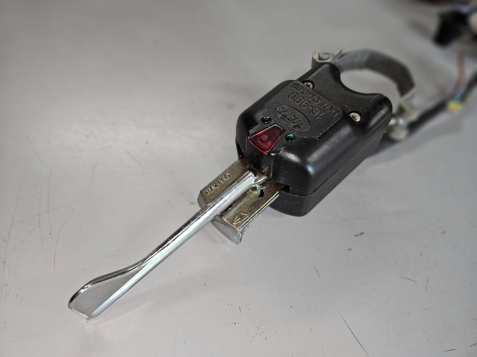 Deitz 16-900 Universal 7 Wire Turn Signal Switch Unit – (Signal Stat) USA