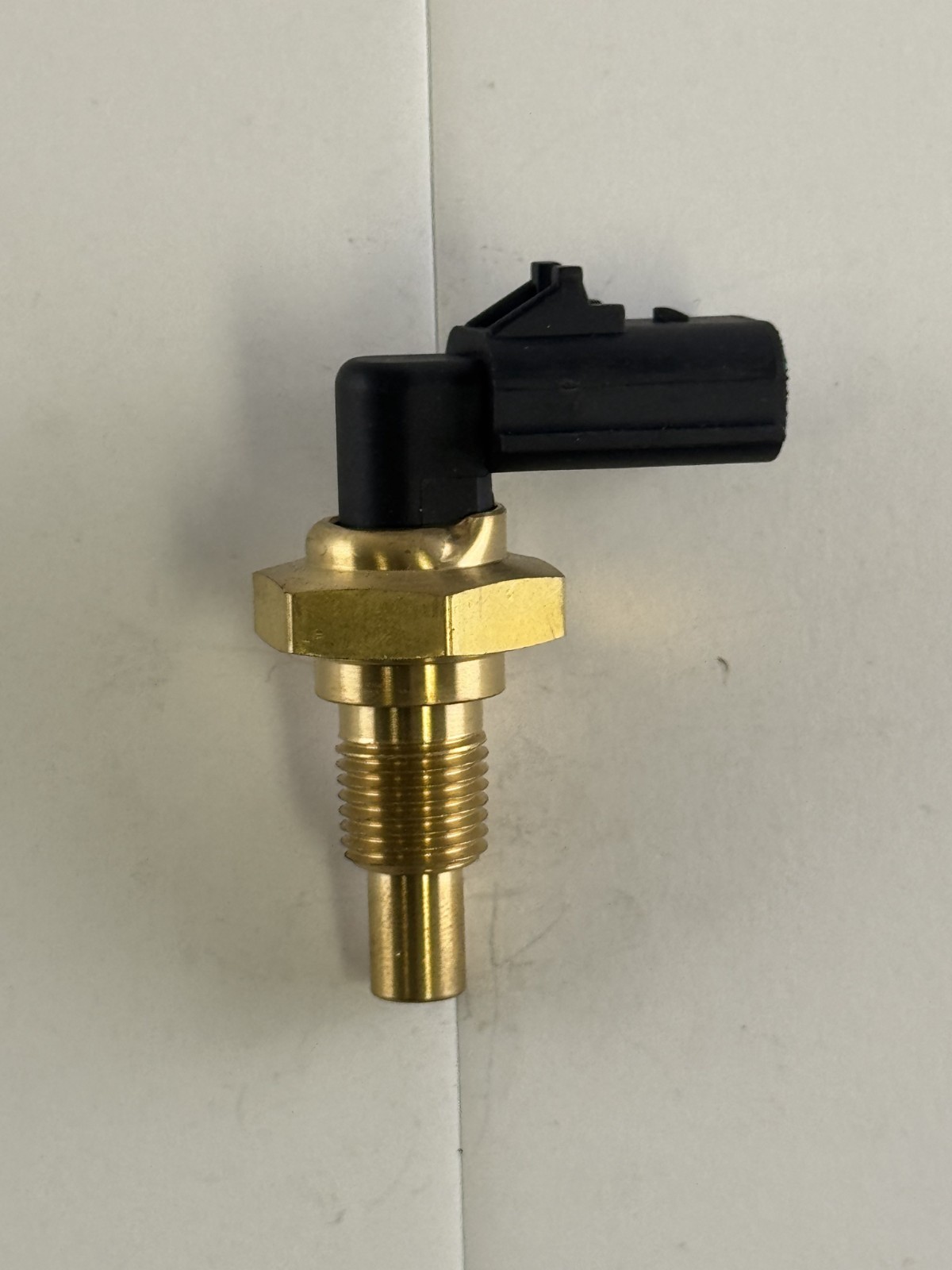 New Engine Cooling Temperature Sensor Fit for Detroit Series 60 14l 23527830
