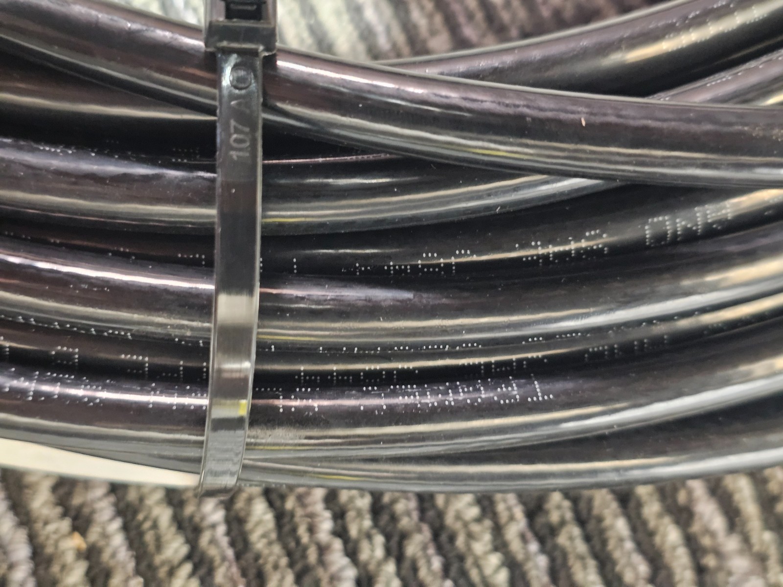 50FT Tramec Sloan Air Brake Hose 3/8″ Fixed 3/0″ OD Black