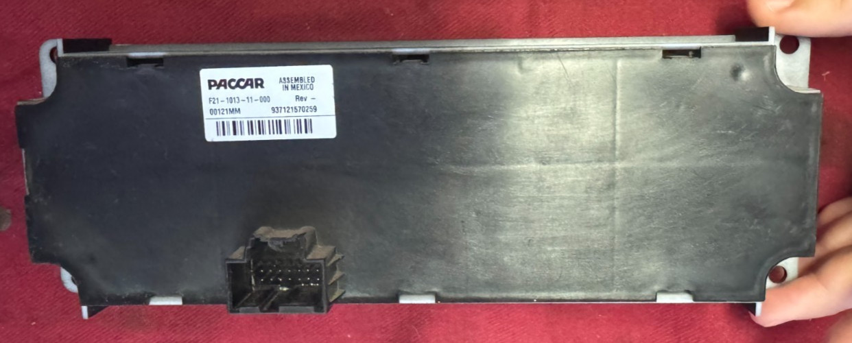 F21-1013-11-000 Genuine Paccar Heater Temperature Control Temp A/C Heat