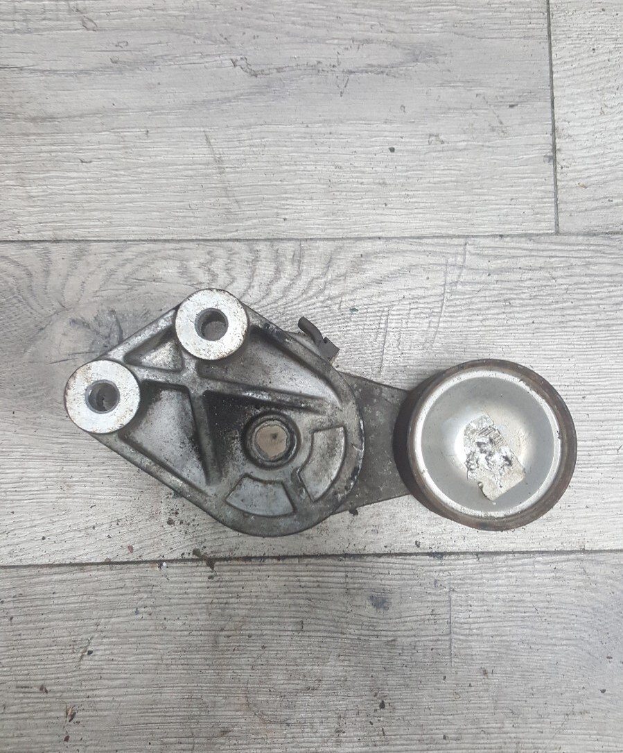 VOLVO BELT TENSIONER 21422767