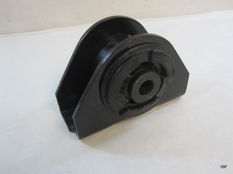 Front Cab Mount w/ Bushing Replaces 18-59922-000 M17431 Freightliner