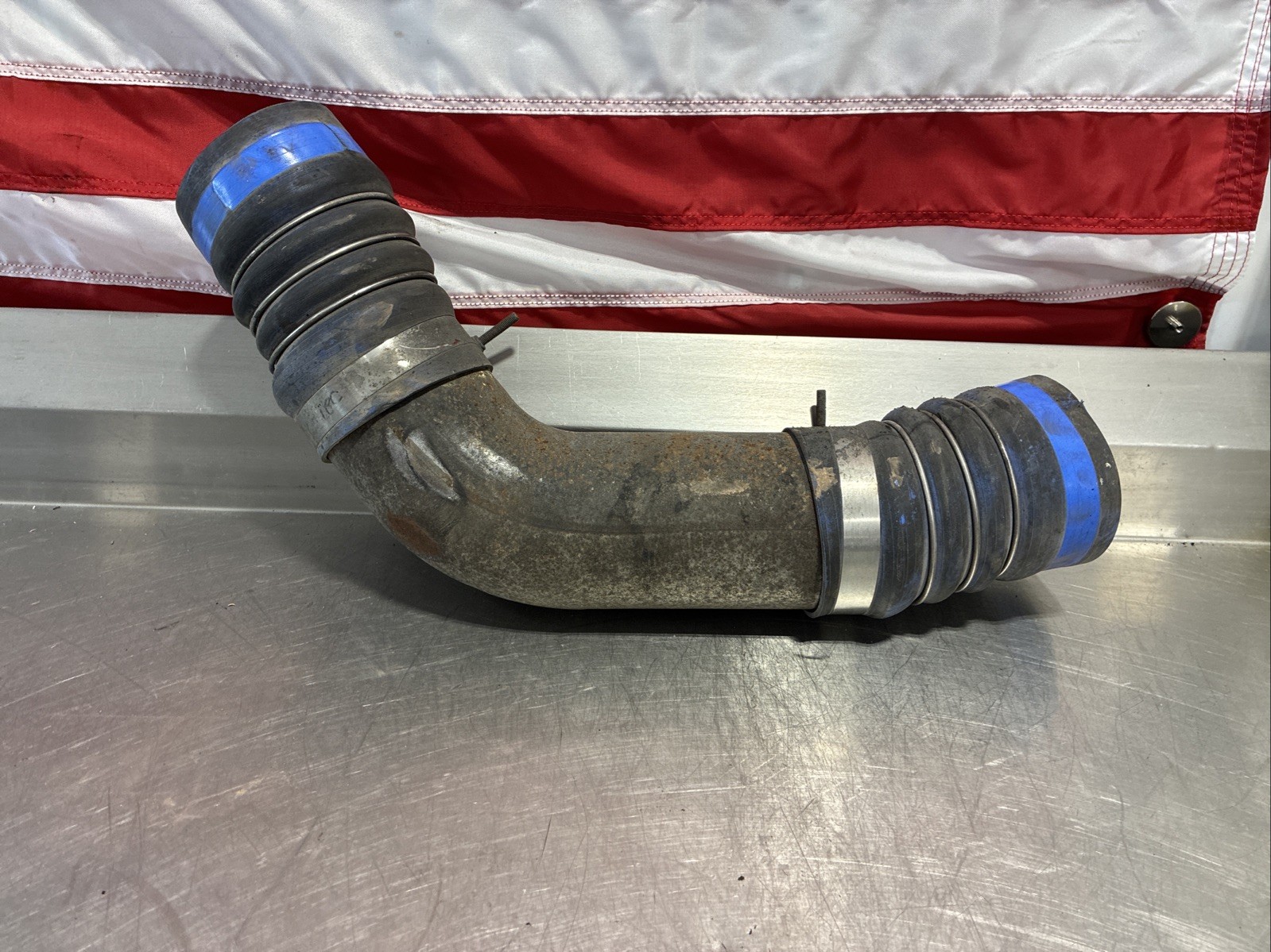 Intake Elbow Turbo – CAC Kenworth W900A W900B C500 Peterbilt N14 TUBE