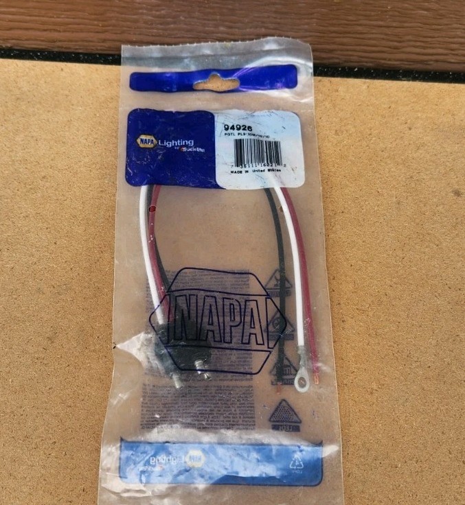 NEW Napa 94926 Wiring Pigtail