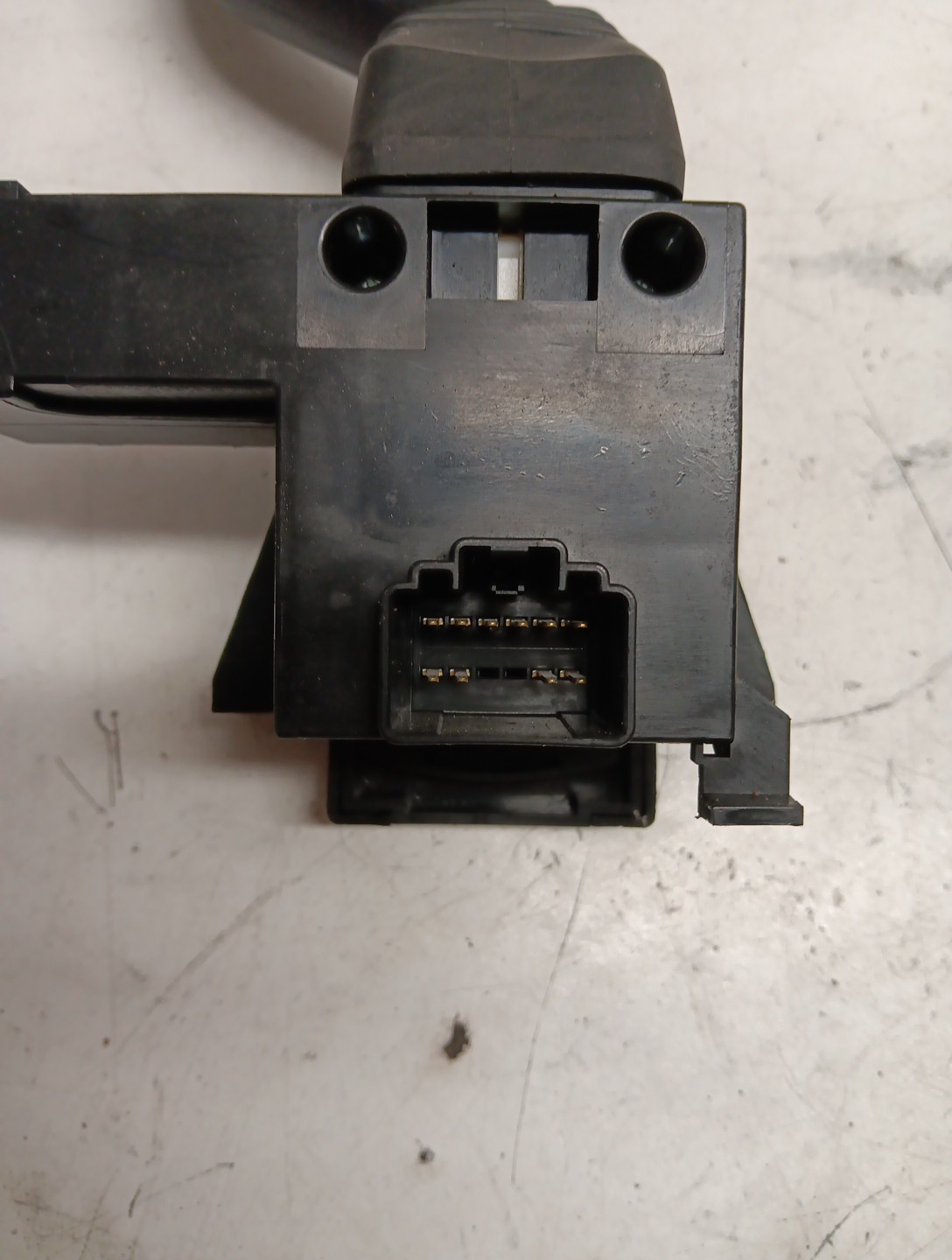 International 8600 Turn Signal 13343-5004934 / 3587009C92 Item #3249