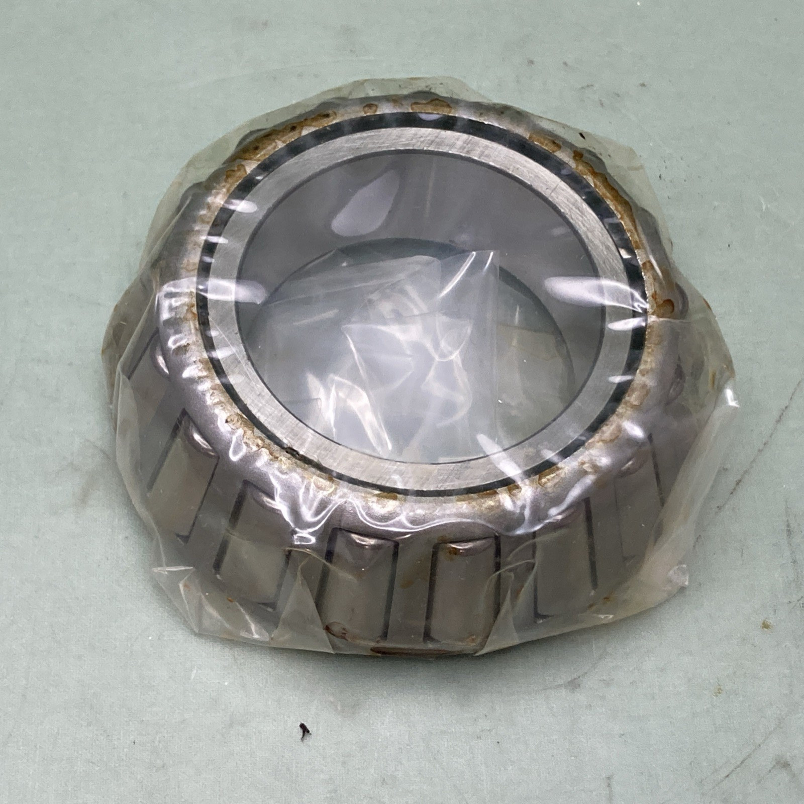 New Genuine Federal Mogul M804049 Tapered Bearing Cone