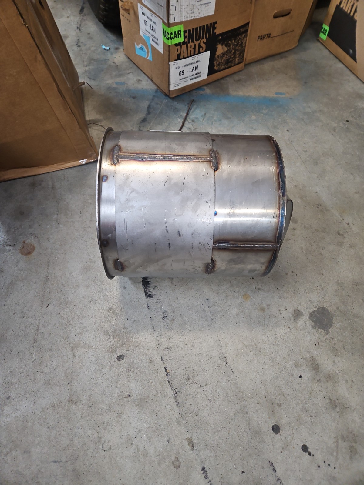 Roadwarrior C0152-ID Direct Fit Replacement Diesel Oxidation Catalys for Cummins