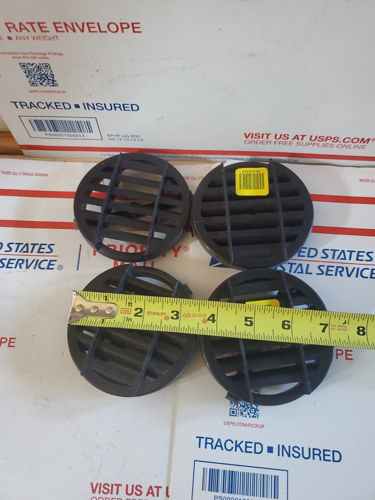 0530253 Bluebird Black Round Diffuser LOT OF 4 SHELF WEAR NEW , U4