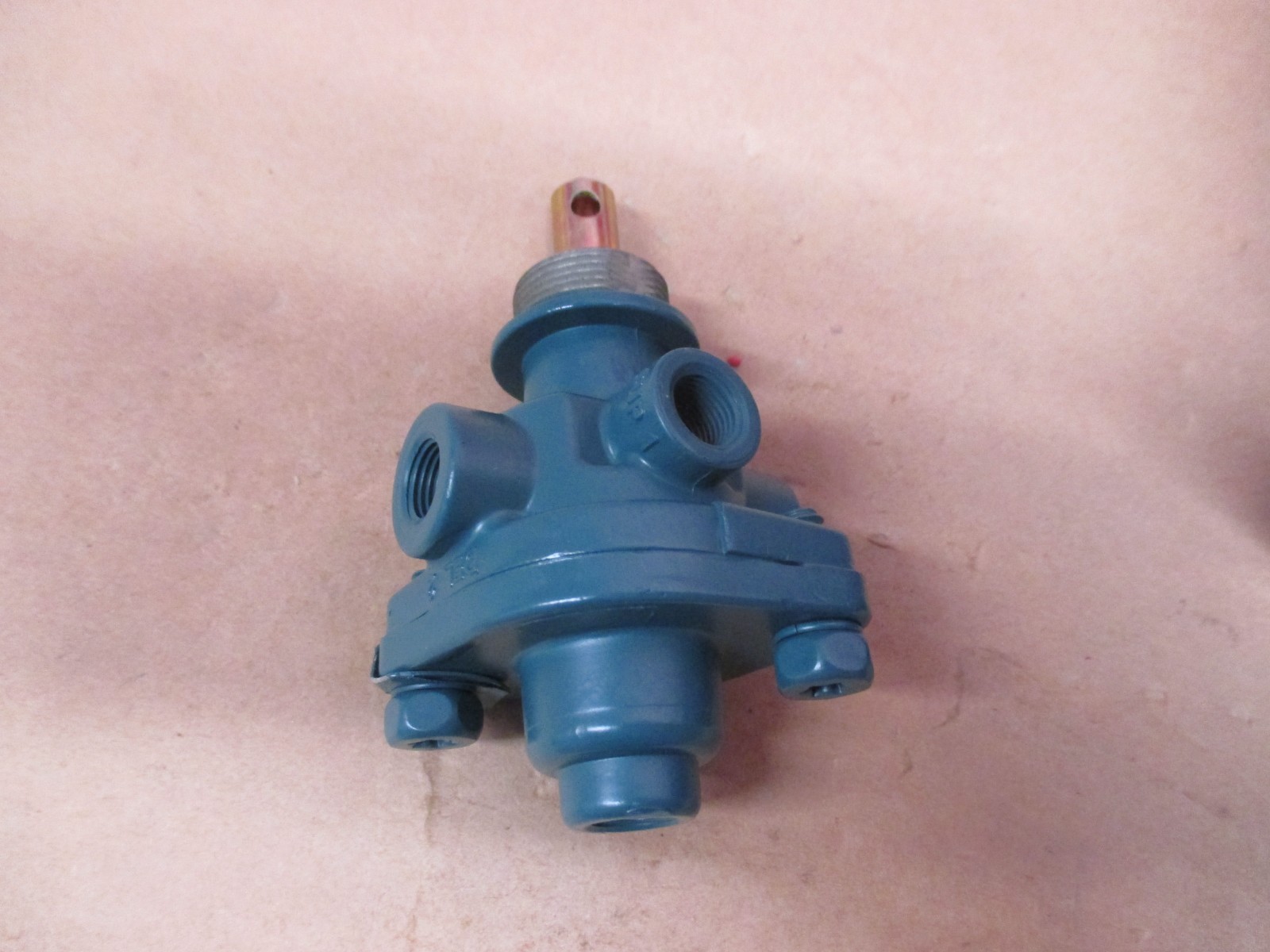 276567RX AIR BRAKE VALVE MIDLAND TRUCK PARTS REMANUFACTURED